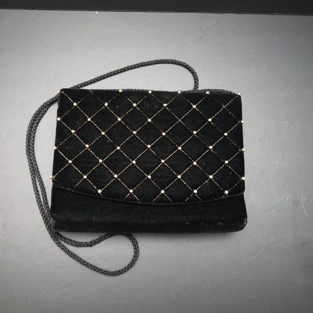 Heys International Canada Black Velvet Magnetic Closure Evening / Crossbody Bag